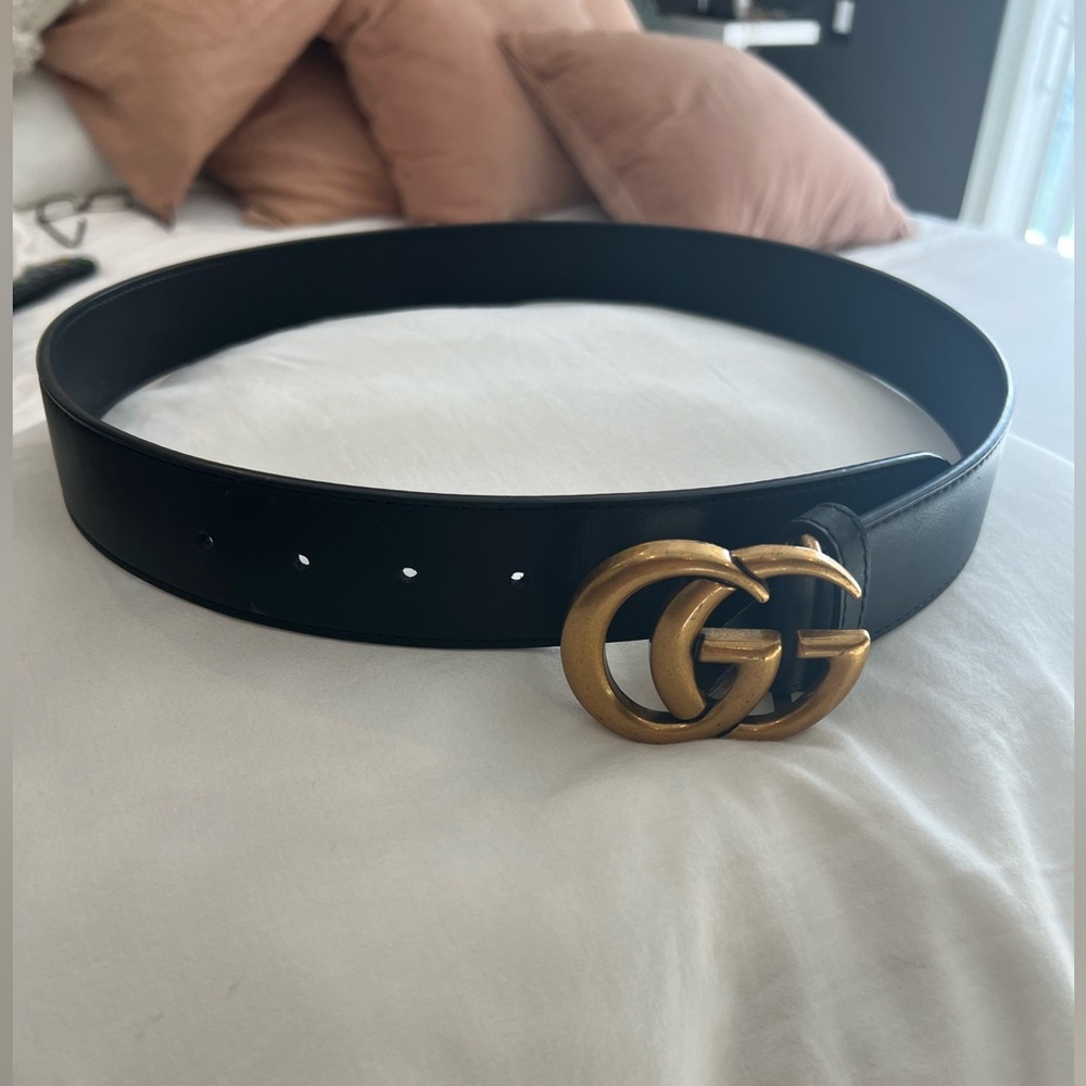 Gucci 100% Authentic black leather belt